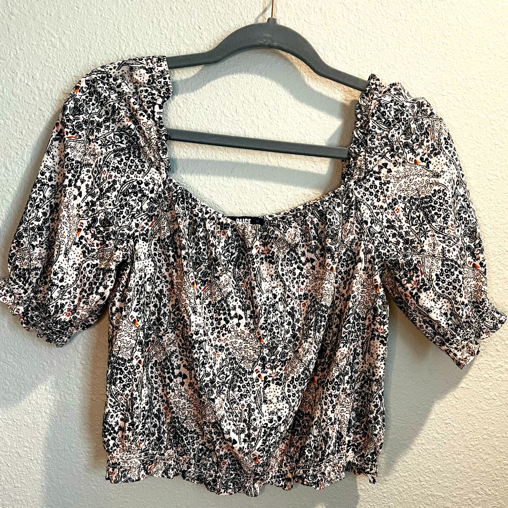 Paige Elise Top women’s size medium